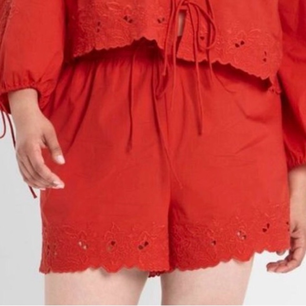 Future Collective - Women's High-Rise Eyelet Hem Poplin Pull-On Shorts Red - Picture 3 of 3